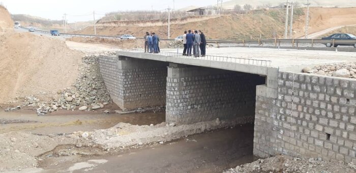 ضربالاجل فرماندار مراغه برای تکمیل چهار پل نیمهتمام