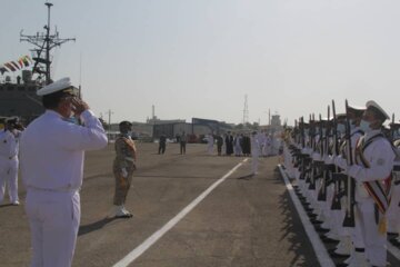 Recibimiento de la flotilla naval iraní en Konarak