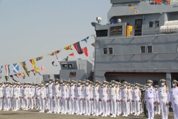 Recibimiento de la flotilla naval iraní en Konarak