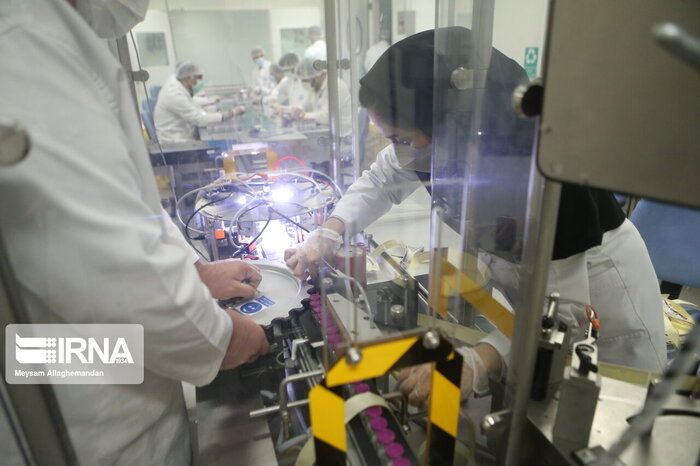 رقابت پا به پای واکسن سازان ایرانی با برندهای جهانی/ ایران چگونه به باشگاه صادر کنندگان واکسن پیوست؟