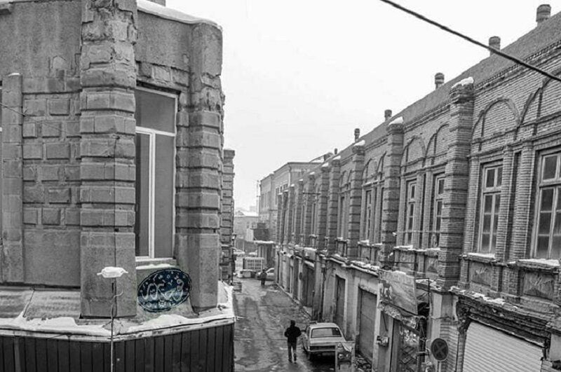 گذر تاریخی پاساژ تبریز سنگفرش و جداره سازی می‌شود