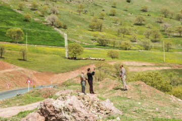 طبیعت بهاری مسیر کامیاران به سروآباد