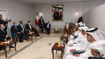 Les ministres iranien et qatari de la route se rendent à Kish