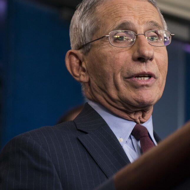 تشدید شیوع کووید-۱۹ در آمریکا