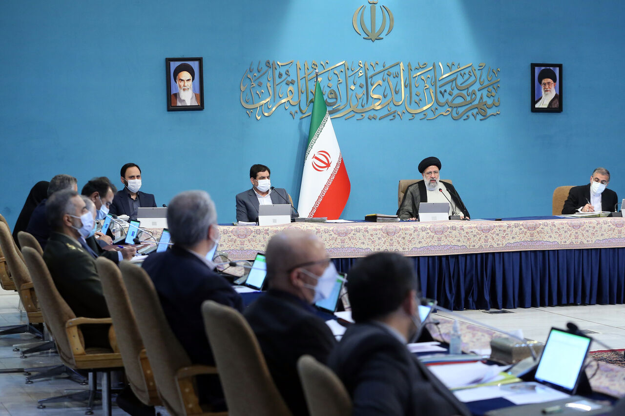 رئيسي يوجه بمتابعة حل مشكلة العواصف الترابية مع دول الجوار رئيسي يوجه بمتابعة حل مشكلة العواصف الترابية مع دول الجوار