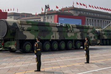 رسانه آمریکایی: چین در حال گسترش زرادخانه هسته‌ای برای مقابله با تهدید آمریکا است