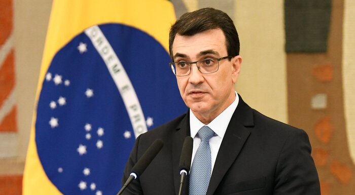 از رایزنی برزیل برای واردات کود از ایران تا بحران هزینههای زندگی درانگلیس