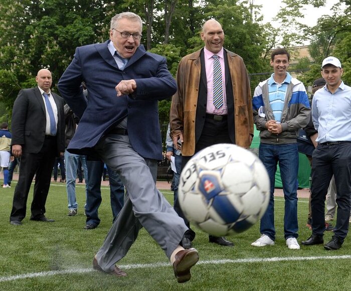 ودلایمیر ژیرنوفسکی؛ پدیده سیاسی محبوب و منفور نزد روسها