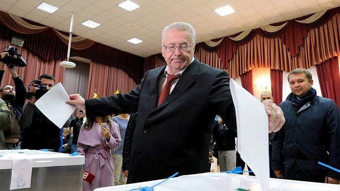 ودلایمیر ژیرنوفسکی؛ پدیده سیاسی محبوب و منفور نزد روسها