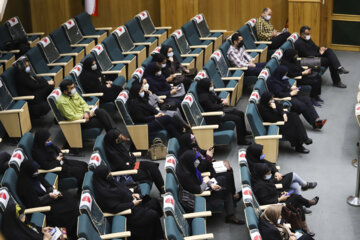 نشست خبری استاندار خوزستان با اصحاب رسانه
