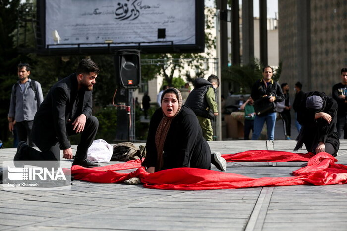 کیفیت تئاترهای انقلابی مطابق با تعداد هنرمندانش رشد نکرد/ لزوم بازتعریف هنر انقلاب