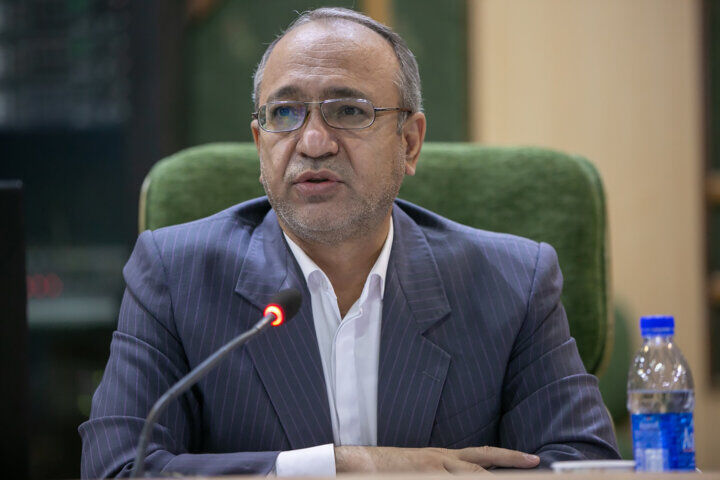 مدارس کرمانشاه روز چهارشنبه بدون تاخیر و تعطیلی دایر خواهد بود 