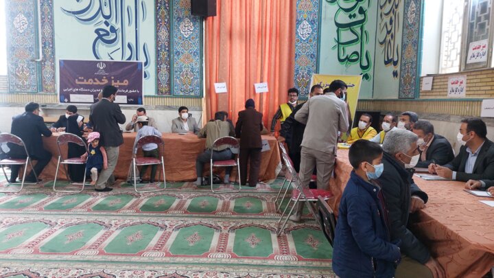 میز خدمتی از جنس تبلور مردمداری دولت در ملایر