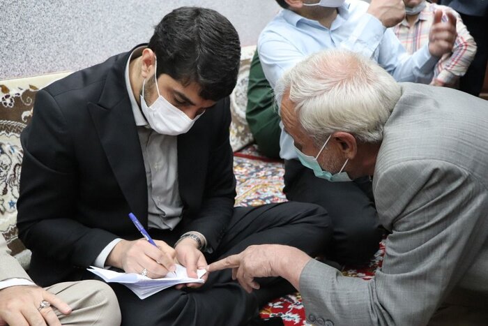 میز خدمتی از جنس تبلور مردمداری دولت در ملایر