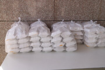 رئیس هلال احمر: ۲ هزار بسته افطاری در شهر قدس توزیع شد