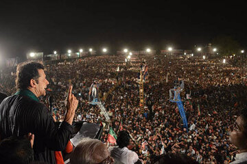 Pakistan : Imran Khan appelle à des élections anticipées
