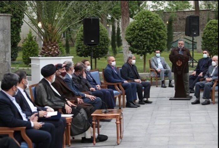 سالاری: بخش نامرئی درد دل هنرمندان با رئیسجمهور جذاب است 3