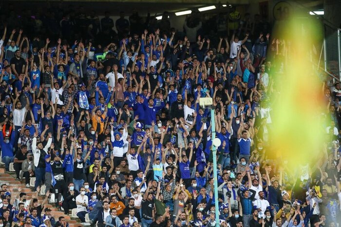 احضار روحِ فوتبال به کمک سایمون کریچلی؛ بازگشت موسیقی با طعم ساندویچ و بستنی