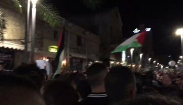 فلسطینیان در حمایت از مسجدالاقصی در «حیفا» تظاهرات می‌کنند