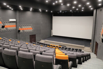 معاون وزیر فرهنگ از افتتاح ۲۰۰ سینما تا پایان سال خبر داد 