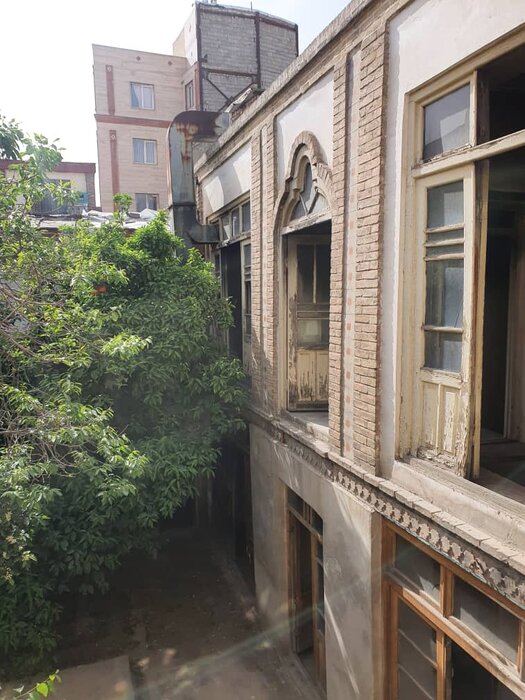 خانهپدری جلال آل احمد کنتور آب هم ندارد