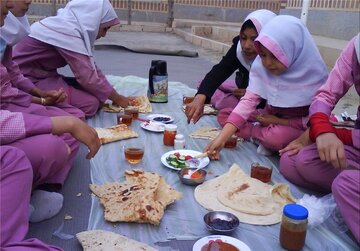 طرح تغذیه پاک از مهرماه برای ۴ میلیون دانش‌آموز اجرایی می‌شود