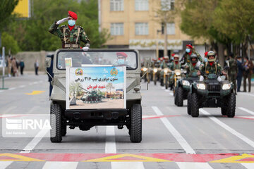 Irán celebra el Día Nacional del Ejército