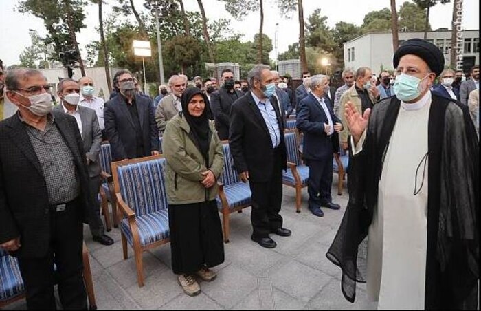 درنگی بر ۱۹ کلیدواژه هنرمندان در گفتوگو با رییسجمهور/ به این دولت امیدواریم