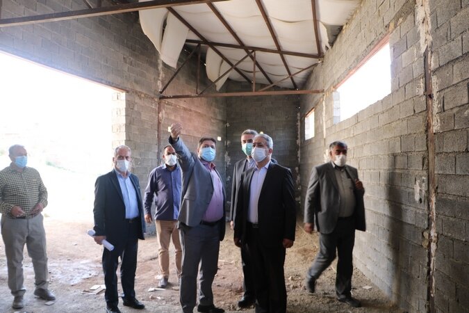 فرماندار دماوند : سالن ورزشی سادات محله رودهن تا خردادماه راه اندازی شود