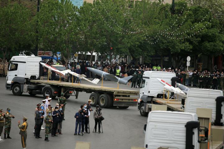 ۲۹ فروردین تجلی گاه اوج اقتدار نظام جمهوری اسلامی/ بزرگداشت روز ارتش در استانها