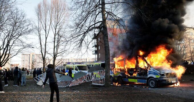 از بازتاب گسترده هشدار رئیس جمهور به رژیم صهیونیستی تا زنگ خطر برای اقتصاد آمریکا