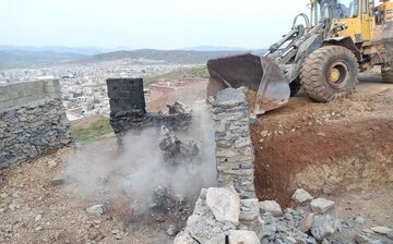 ۳۰ مورد ساخت و ساز غیر مجاز کشاورزی در بانه قلع و قمع شد