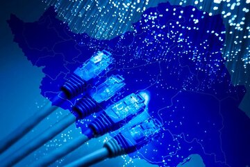 استاندار سمنان: ١٠٠ میلیارد تومان طی یکسال برای اینترنت پرسرعت هزینه شد 