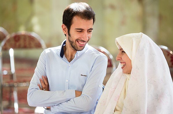 این شوخیها رابطه با همسرتان را سرد میکند