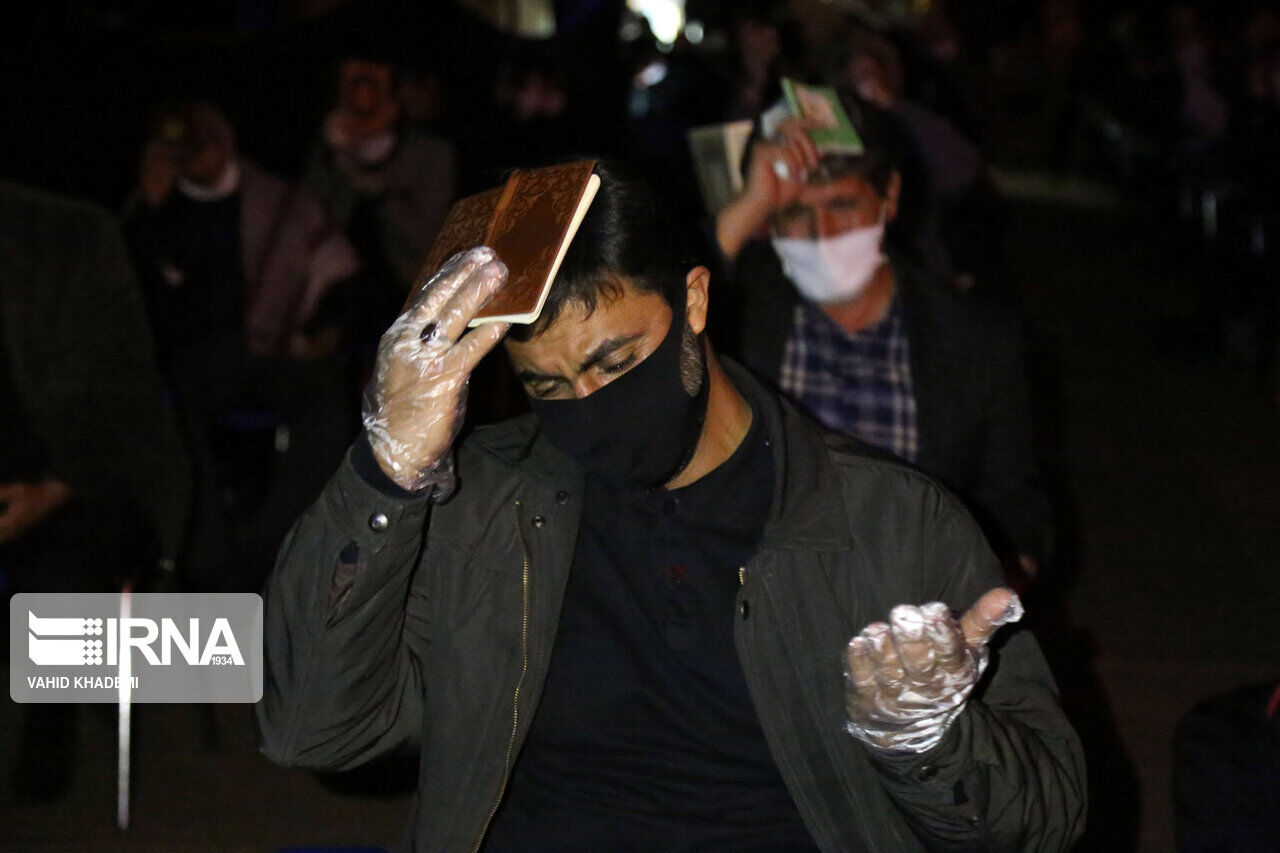 مراسم احیای شبهای قدر در ۱۰ بقعه متبرکه زنجان برگزار میشود مراسم احیای شبهای قدر در ۱۰ بقعه متبرکه زنجان برگزار میشود