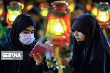 Les Iraniens célèbrent « la Nuit de Destin »