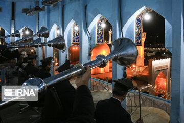 La tradition musicale de Naghareh-Zani dans le sanctuaire sacré de l’Imam Reza