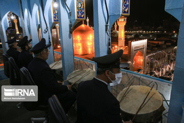 La tradition musicale de Naghareh-Zani dans le sanctuaire sacré de l’Imam Reza