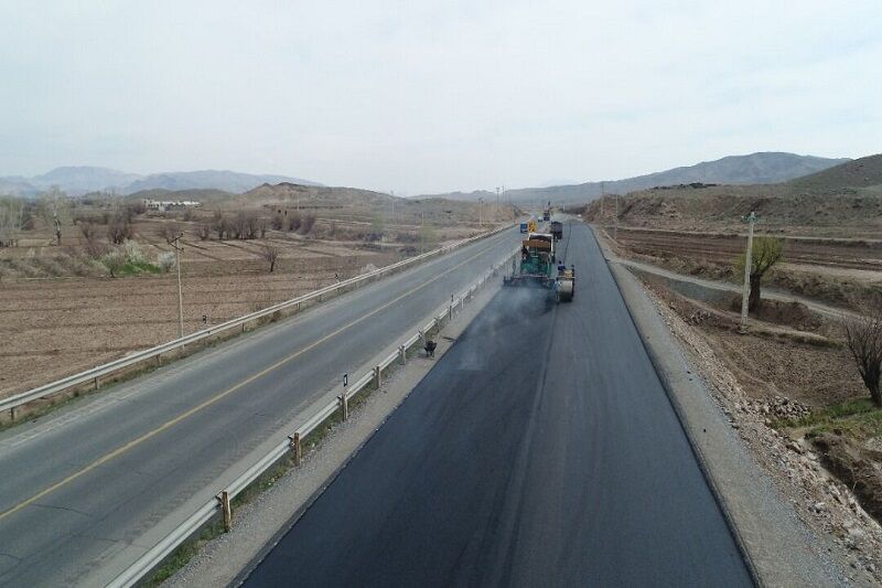 ۱۰ کیلومتر از مسیر کریدور بزرگراهی شمال غرب کشور در مهاباد آماده افتتاح است