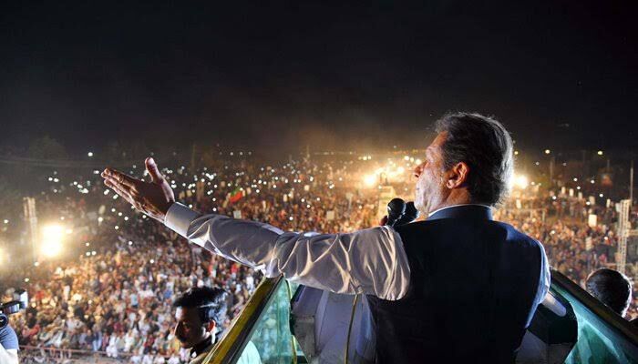 Imran Jan lanza un ultimátum para celebrar nuevas elecciones en Pakistán