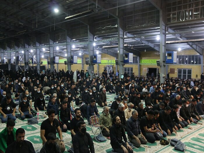 مدرس حوزه علمیه: شبقدر فرصت بیداری از خواب غفلت است