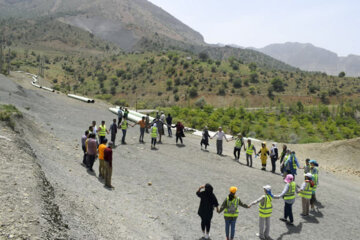 دوستداران محیط زیست در روستای مارگون