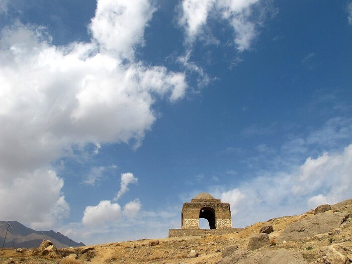«آتشکده نیاسر» کاربرد نجومی و تقویمی دارد؟