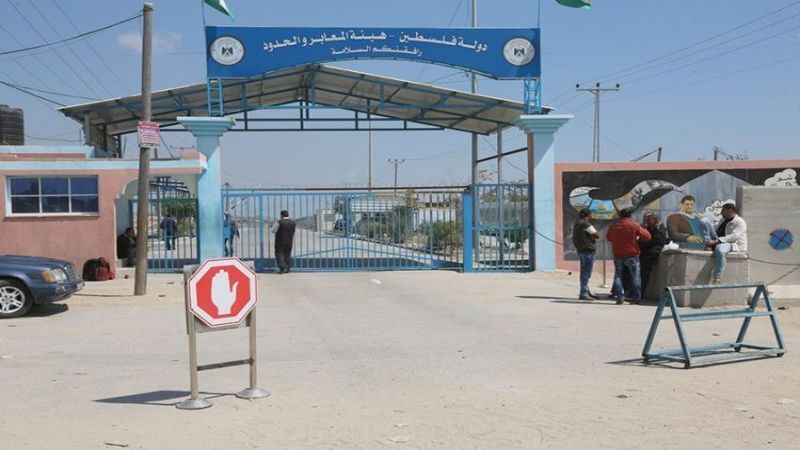 صهیونیست ها انتقام موشک های مقاومت را از کارگران فلسطینی می گیرند صهیونیست ها انتقام موشک های مقاومت را از کارگران فلسطینی می گیرند