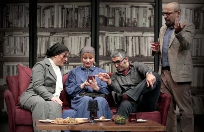 عدم توجه به تذکرات شورای نظارت دلیل توقف نمایش آنسوی آینه/ منتظر بیانیه شورای ارزشیابی باشیم