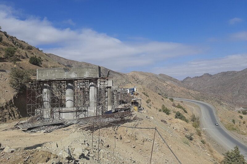 فرماندار دشتی: پروژه‌های عمرانی این شهرستان سرعت می‌گیرد