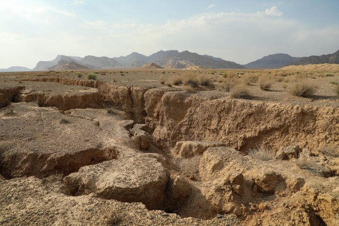 « اصفهان » خطر پذیرترین شهر ایران در کام فرونشست