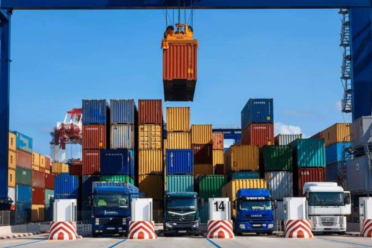 رشد ۸۵ درصدی صادرات قم در فروردین‌ ۱۴۰۱