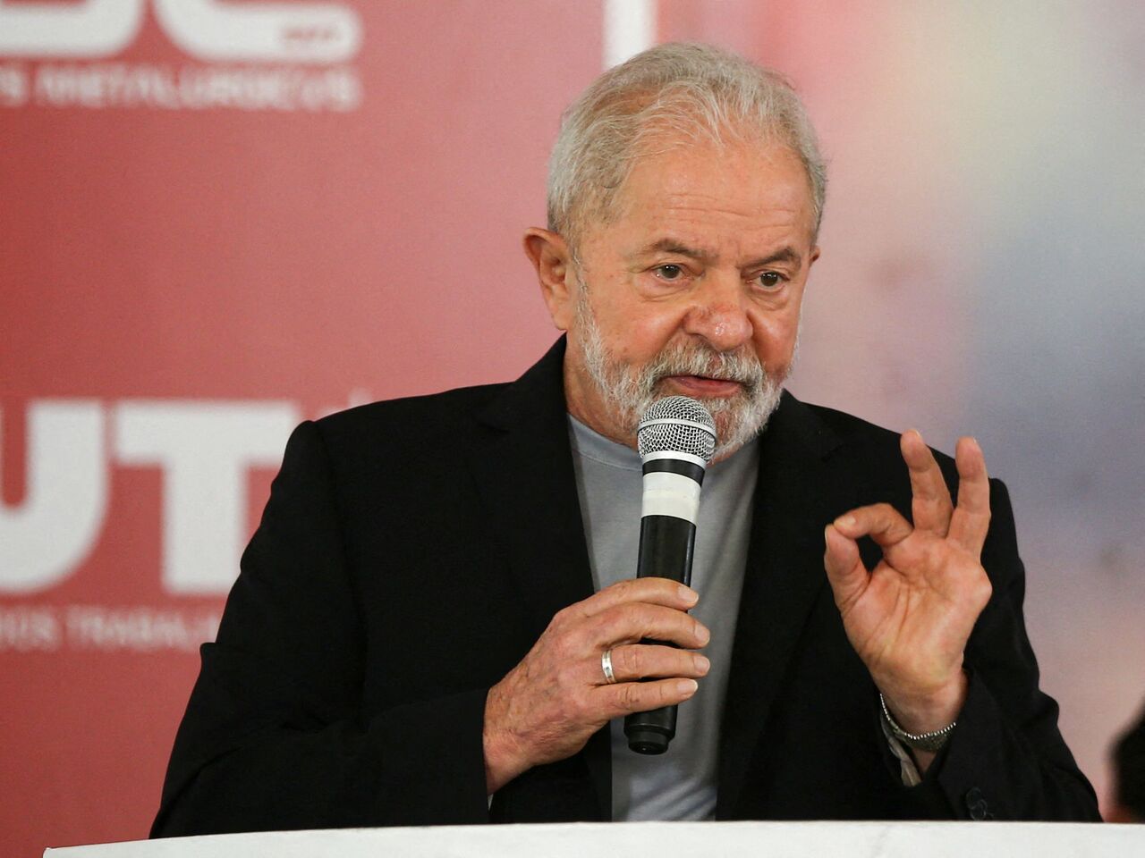 Nueva encuesta sitúa a Lula al frente de la intención de voto