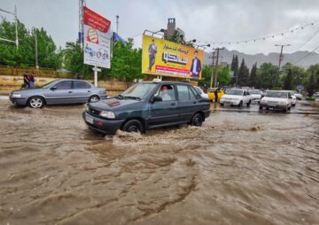 بارش باران در خرم‌آباد